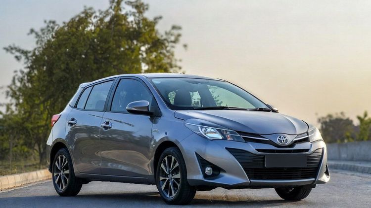 Toyota Yaris Hatchback (2019–2023). Компактний та практичний.