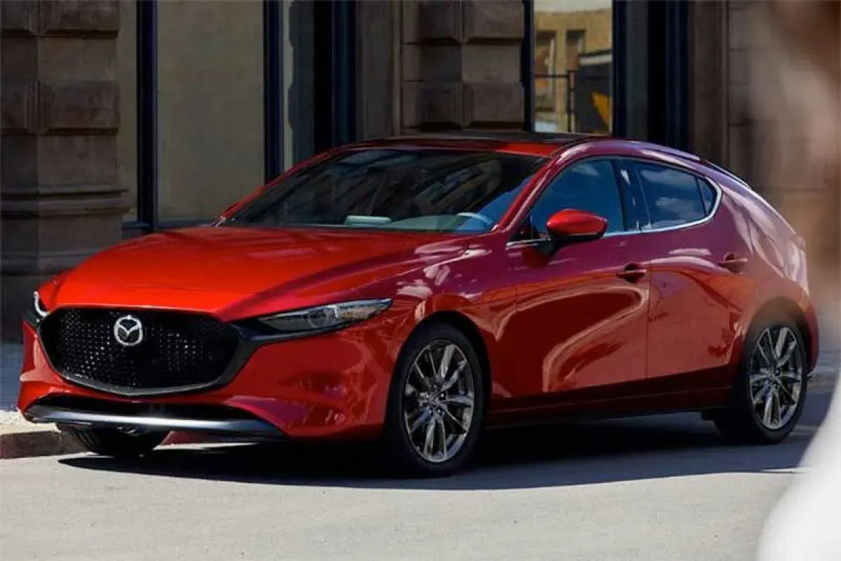 Mazda 3 Hatchback (Мазда 3 хэтчбек)