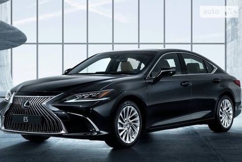 Обзор седана Lexus ES250 VII поколения: две комплектации, бескомпромиссная роскошь